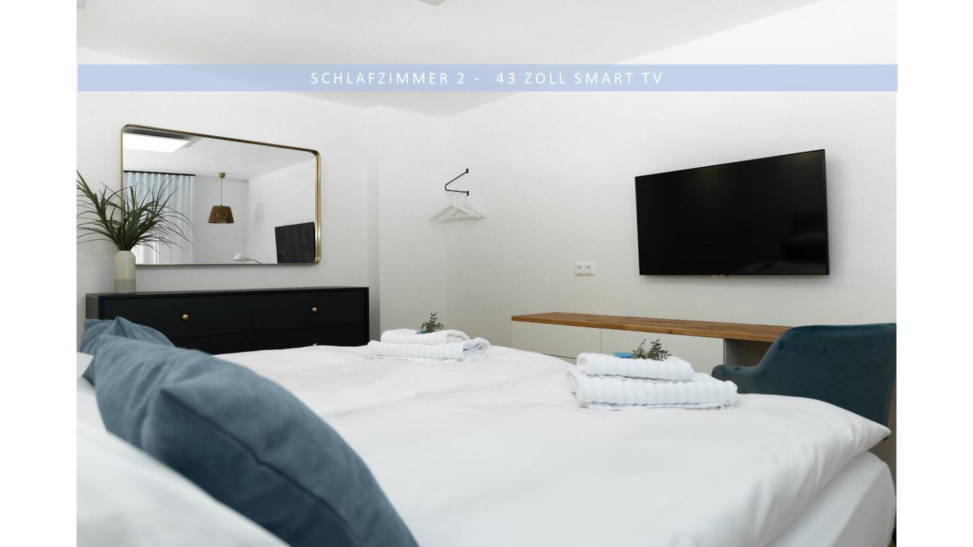 Apartment Leinetal - Bester Schlafkomfort In Hochwertiger Hotelbettwaesche, 3 Zimmer - Grosse Kueche, Duschbad & Parkplatz ノルトハイム エクステリア 写真